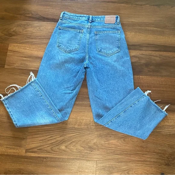 Zara Light Straight Jeans - Picture 10 of 10